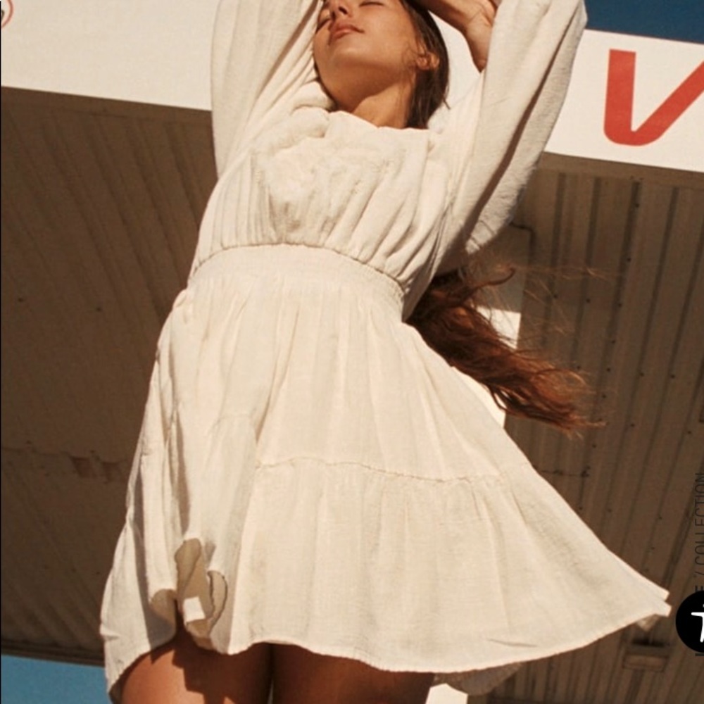 Zara Embroidered white mini dress